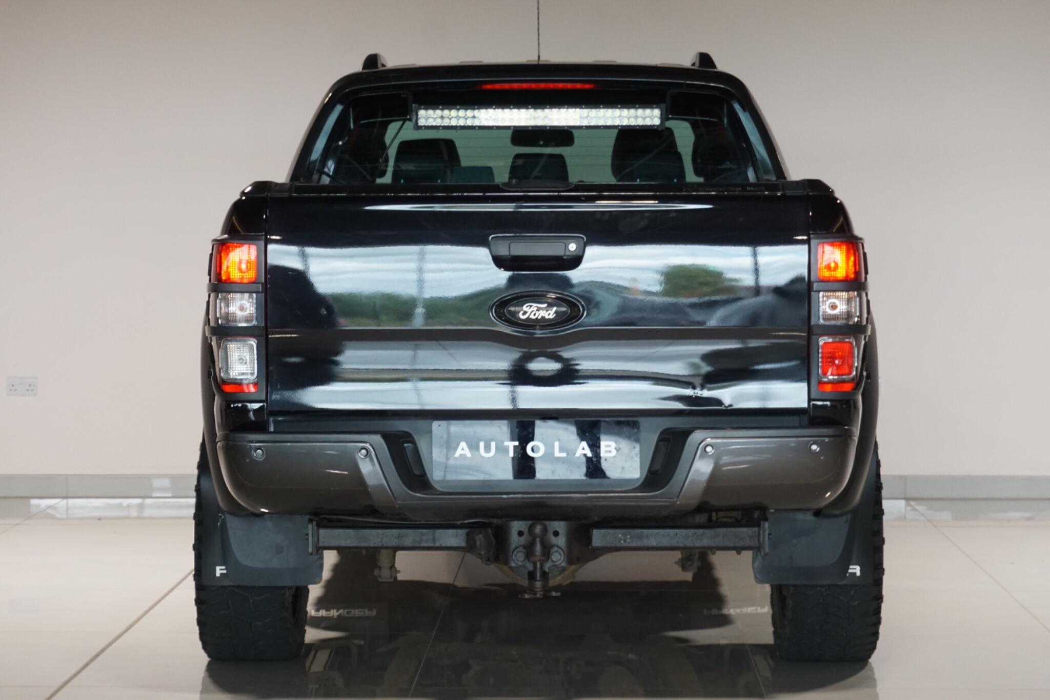 Ford Ranger 3.2 TDCi Wildtrak Pickup Double Cab 4dr Diesel Auto 4WD Euro 5 (200 ps)